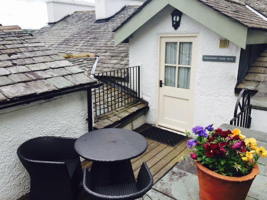 Mason'S Arms Hotel Bowland Bridge Exterior photo